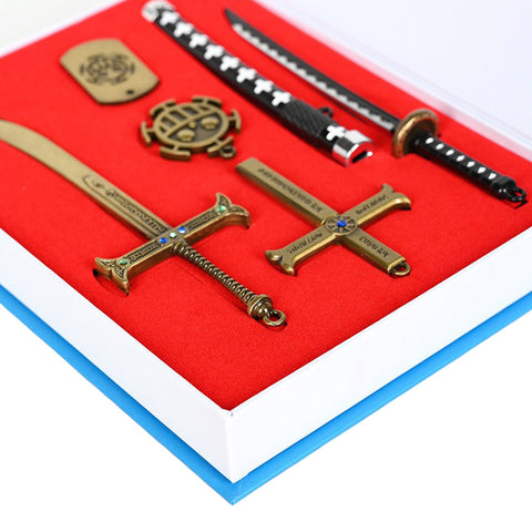 One Piece Dracule Mihawk Cosplay Weapon Keychain  Halloween Carnival Costume Accessories Prop Keyings Gifts